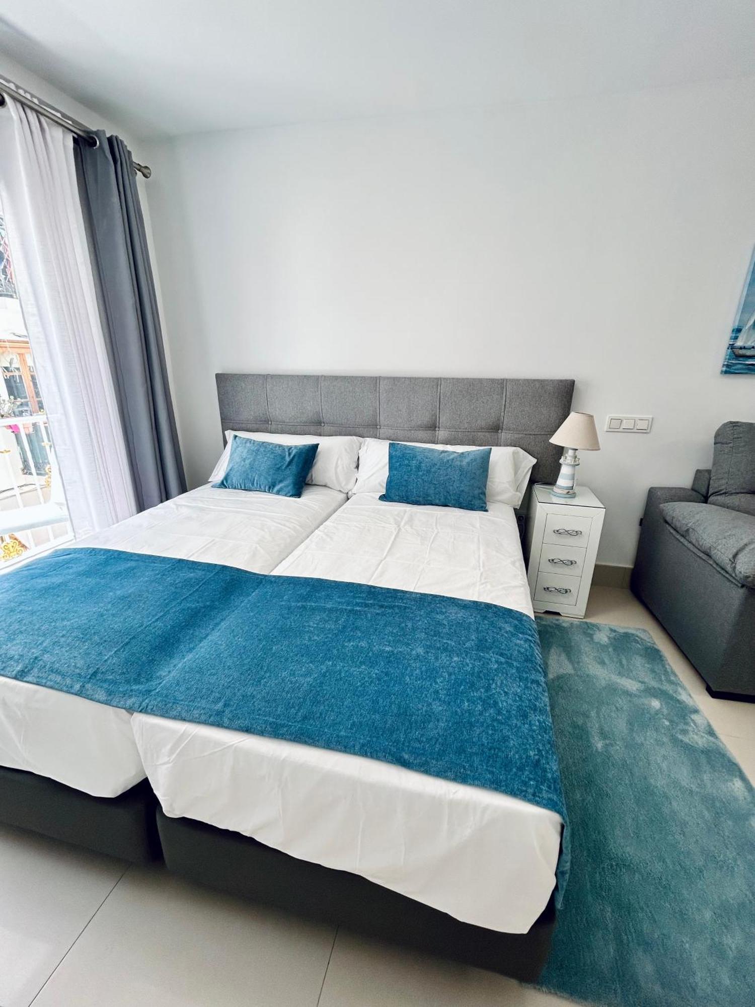 Mare Apartments Марбеля Екстериор снимка