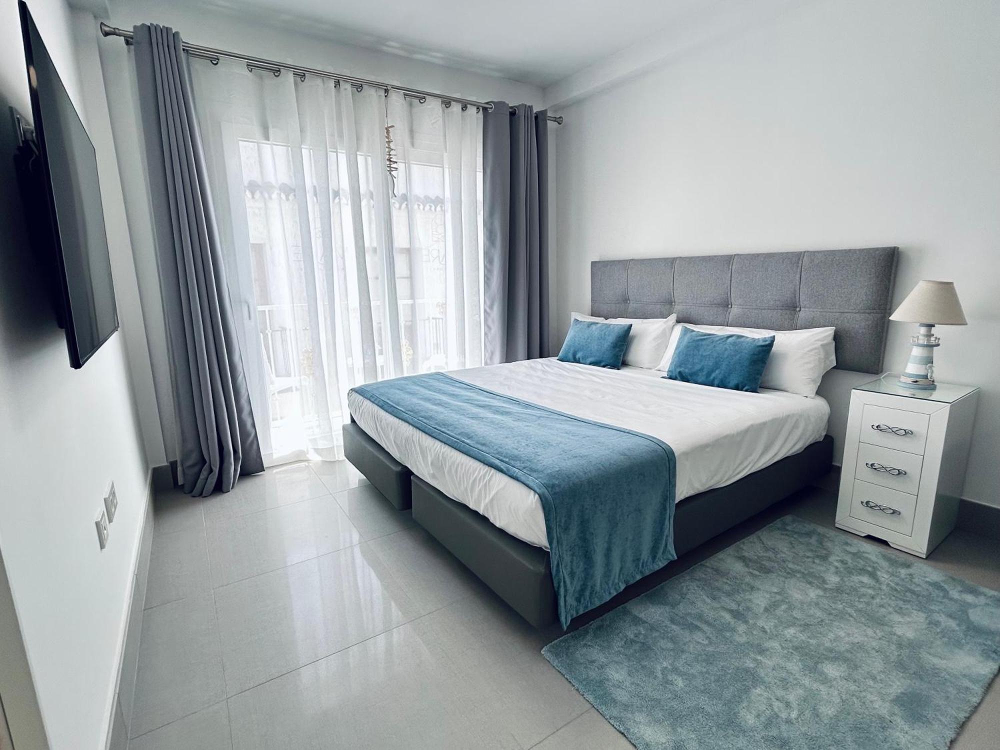 Mare Apartments Марбеля Екстериор снимка